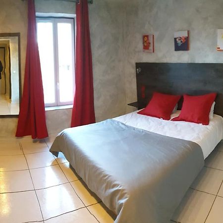 Готель Auberge De Bonpas Logis De France Авіньйон Екстер'єр фото